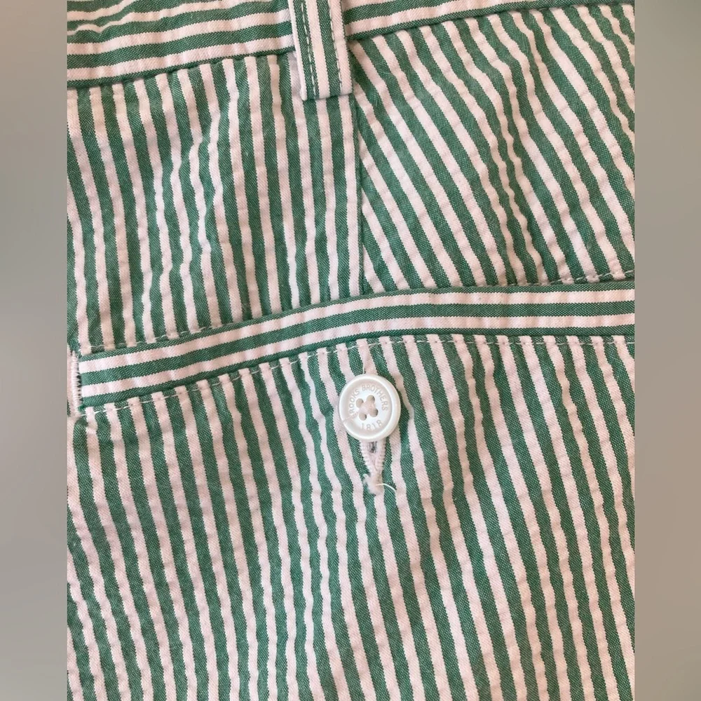 Brooks Brothers Green and White Striped Men Shorts - Picture 4 of 8